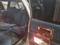 Image 9 of 10 of a 1991 CADILLAC BROUGHAM