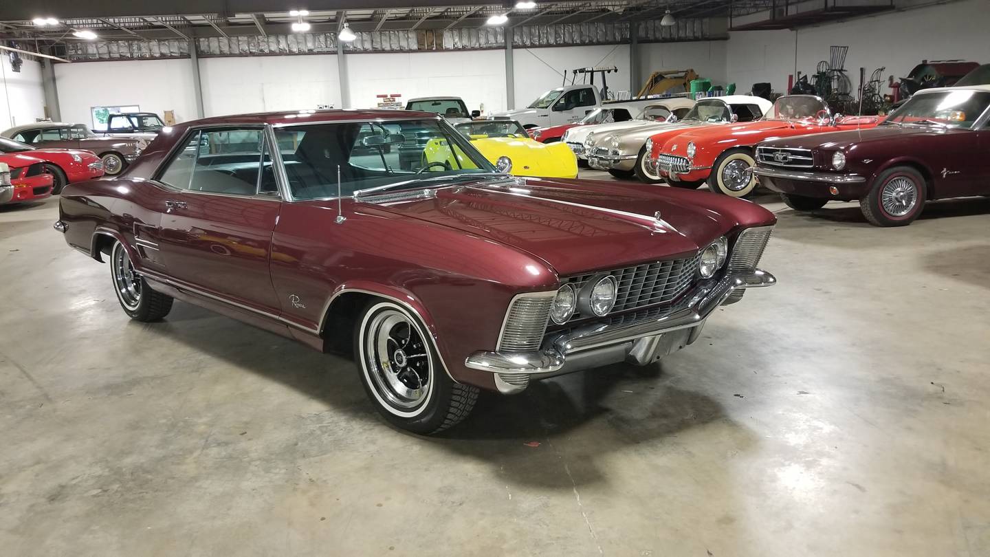 3rd Image of a 1964 BUICK RIVERA