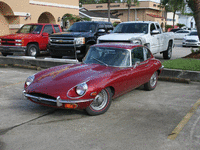 Image 2 of 13 of a 1970 JAGUAR XKE