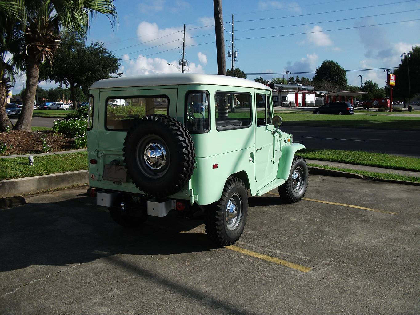 4th Image of a 1970 TOYOTA FJ40 LANDCRUISER