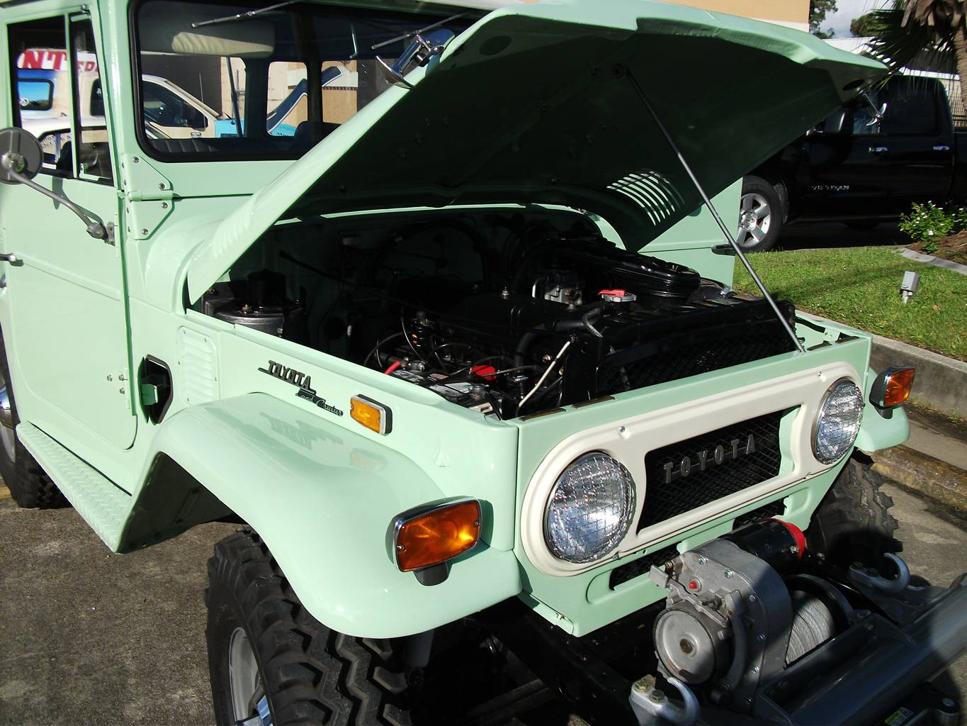 19th Image of a 1970 TOYOTA FJ40 LANDCRUISER