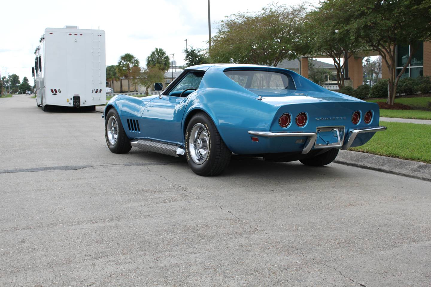 5th Image of a 1968 CHEVROLET CORVETTE