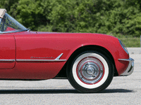 Image 5 of 32 of a 1954 CHEVROLET CORVETTE