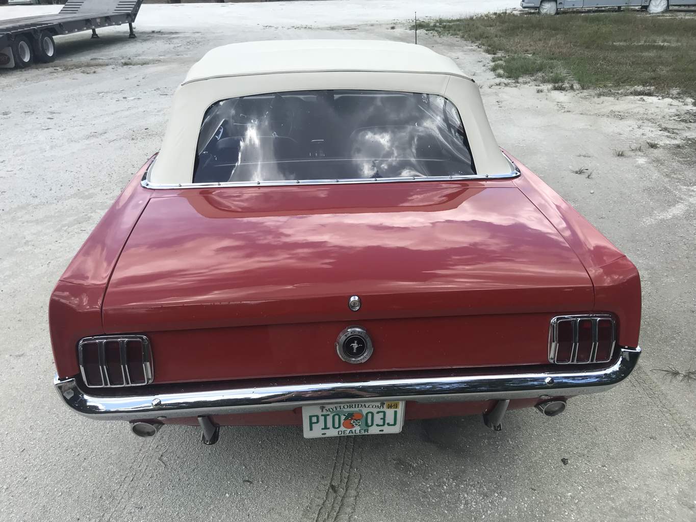 3rd Image of a 1965 FORD MUSTANG