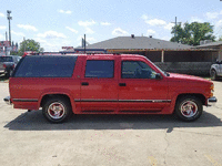 Image 11 of 17 of a 1994 CHEVROLET SUBURBAN 1500