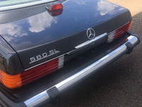 Image 5 of 9 of a 1986 MERCEDES-BENZ 560 560SL