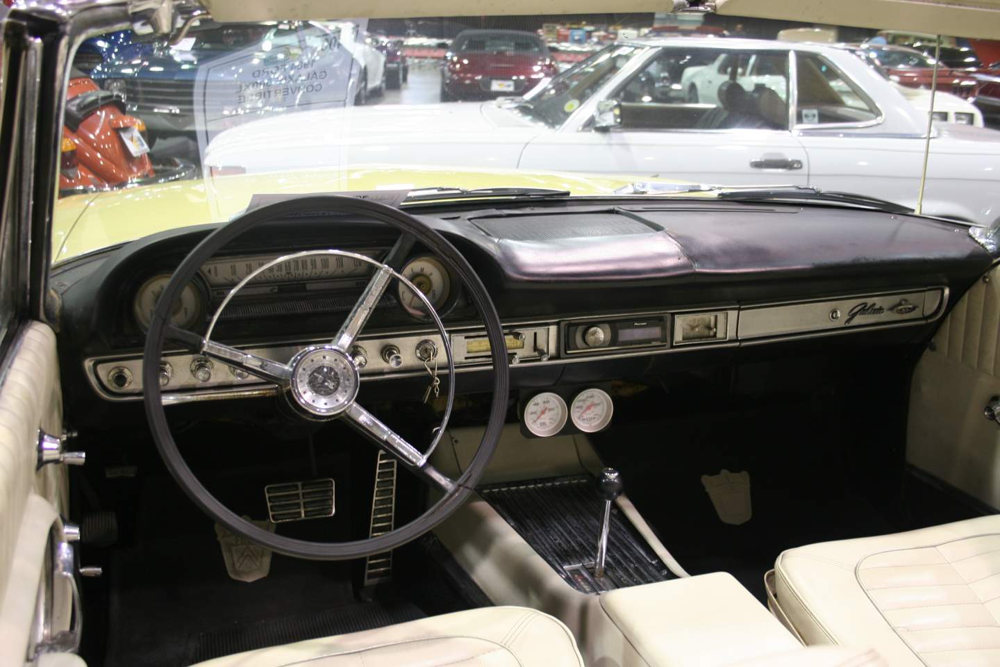2nd Image of a 1964 FORD GALAXIE 500XL