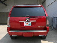 Image 10 of 10 of a 2013 CADILLAC ESCALADE