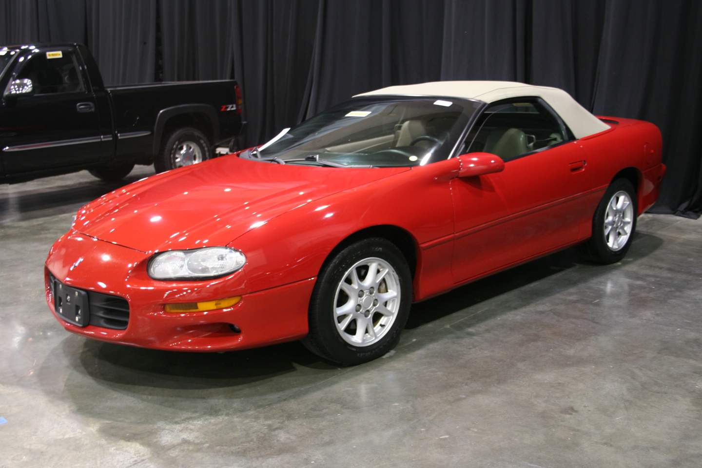 1st Image of a 2002 CHEVROLET CAMARO