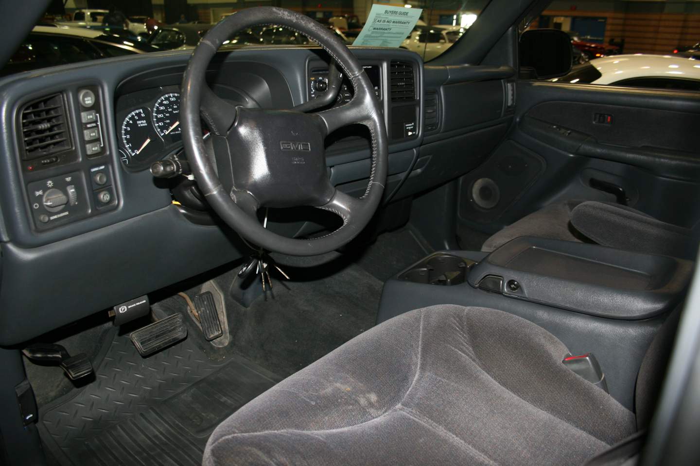 4th Image of a 2001 GMC SIERRA 1500