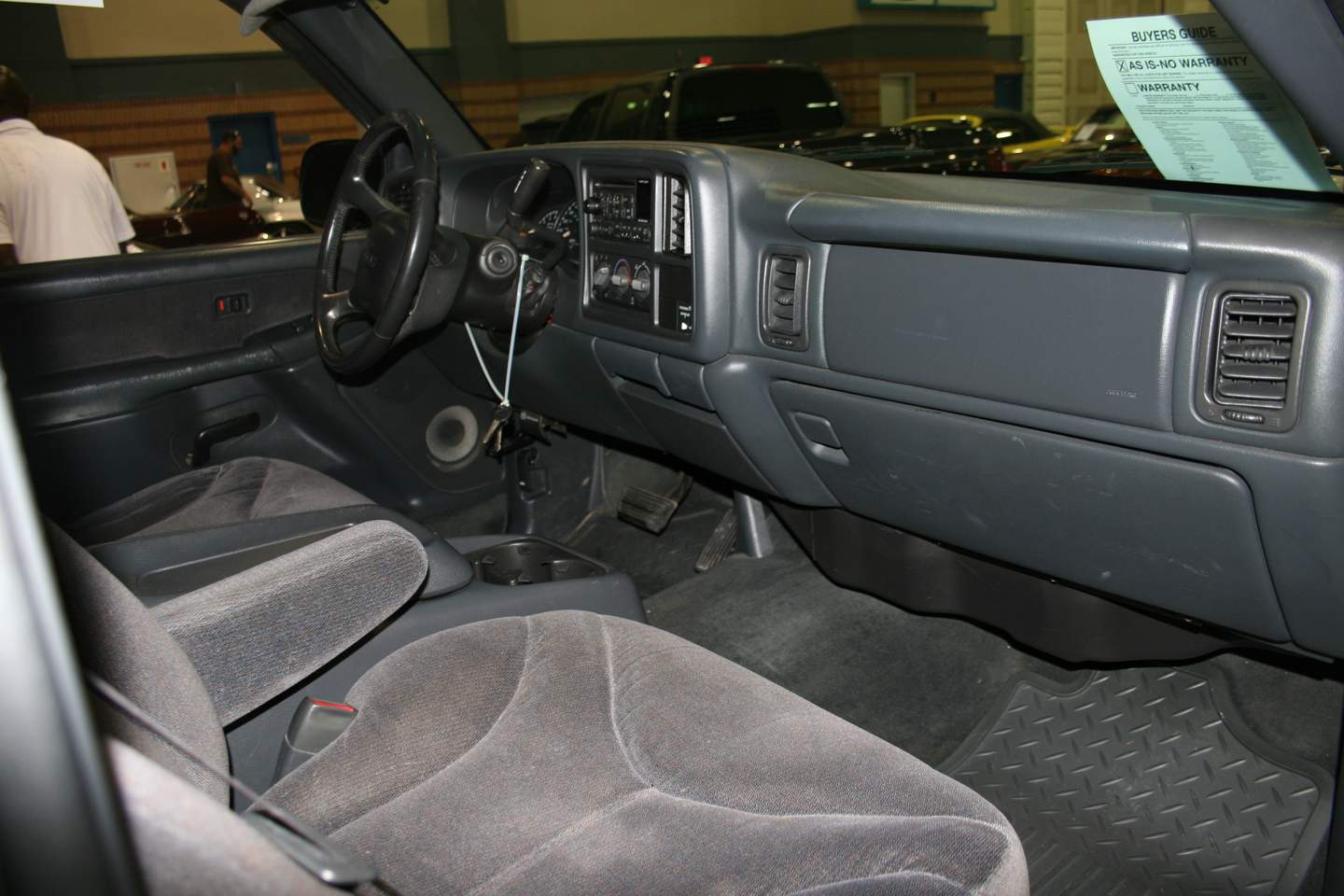 7th Image of a 2001 GMC SIERRA 1500