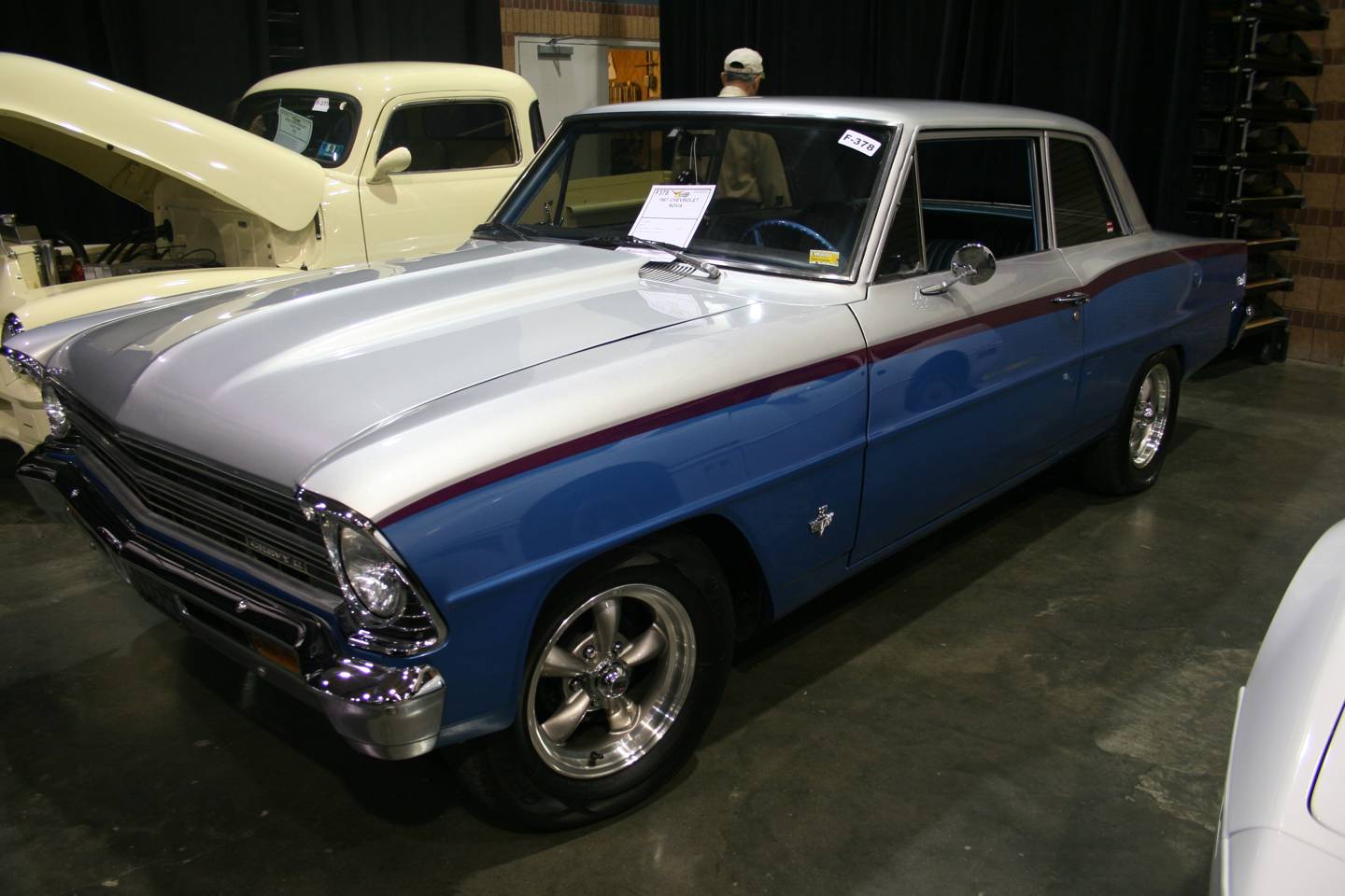 4th Image of a 1967 CHEVROLET NOVA