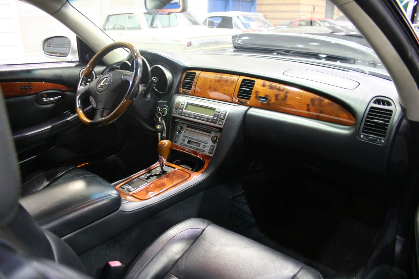 6th Image of a 2002 LEXUS SC 430