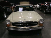 Image 2 of 13 of a 1970 MERCEDES 280 SL PAGODA W113