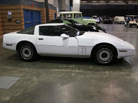 Image 3 of 10 of a 1984 CHEVROLET CORVETTE