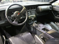 Image 4 of 10 of a 1984 CHEVROLET CORVETTE