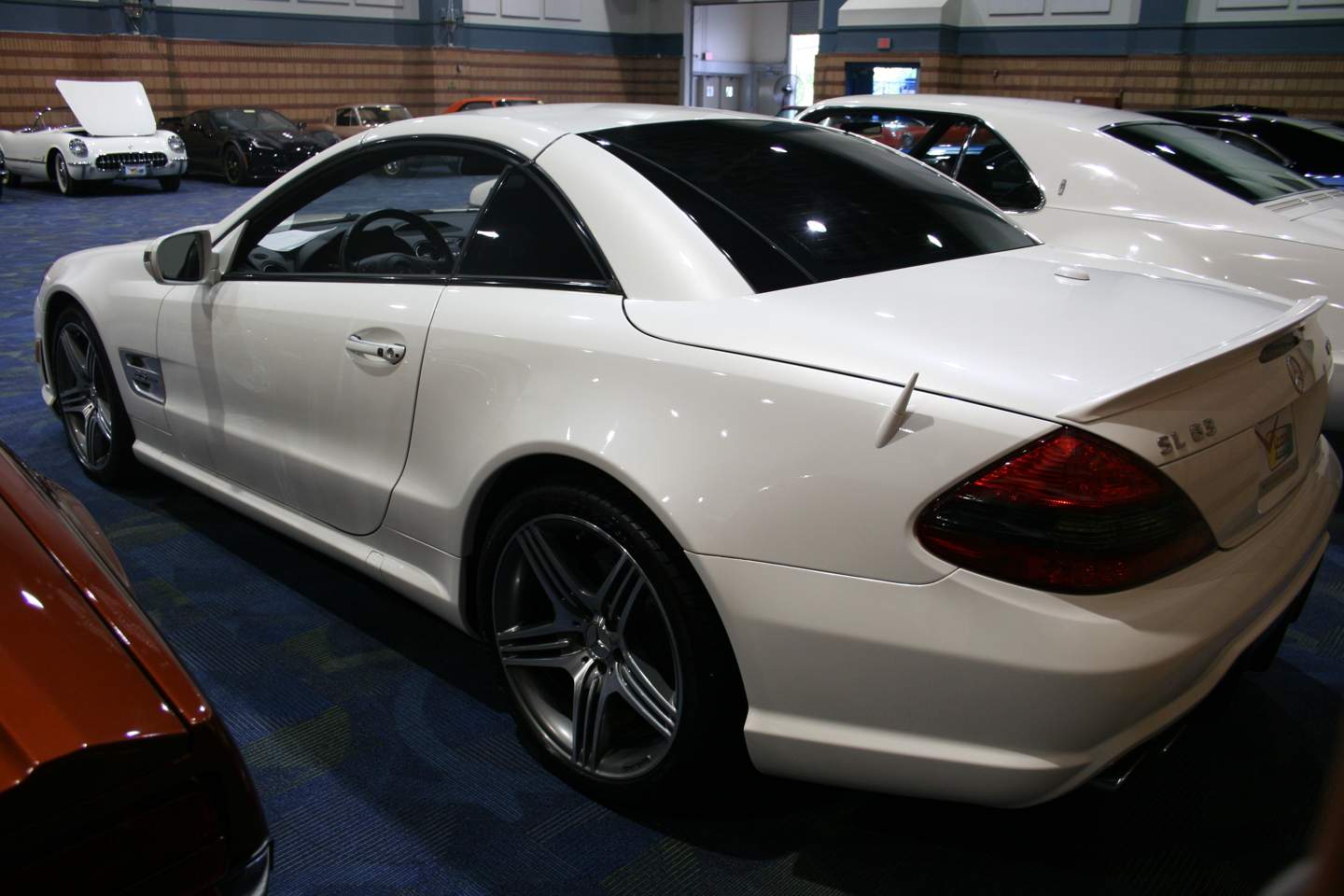 6th Image of a 2011 MERCEDES-BENZ SL-CLASS SL63 AMG