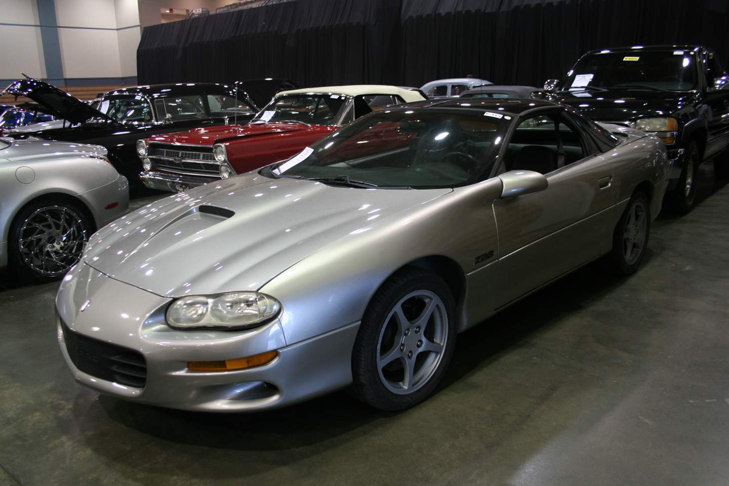 1st Image of a 2002 CHEVROLET CAMARO Z28