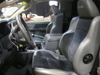 Image 5 of 8 of a 2006 DODGE RAM PICKUP 1500 SRT-10