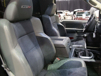 Image 6 of 8 of a 2006 DODGE RAM PICKUP 1500 SRT-10