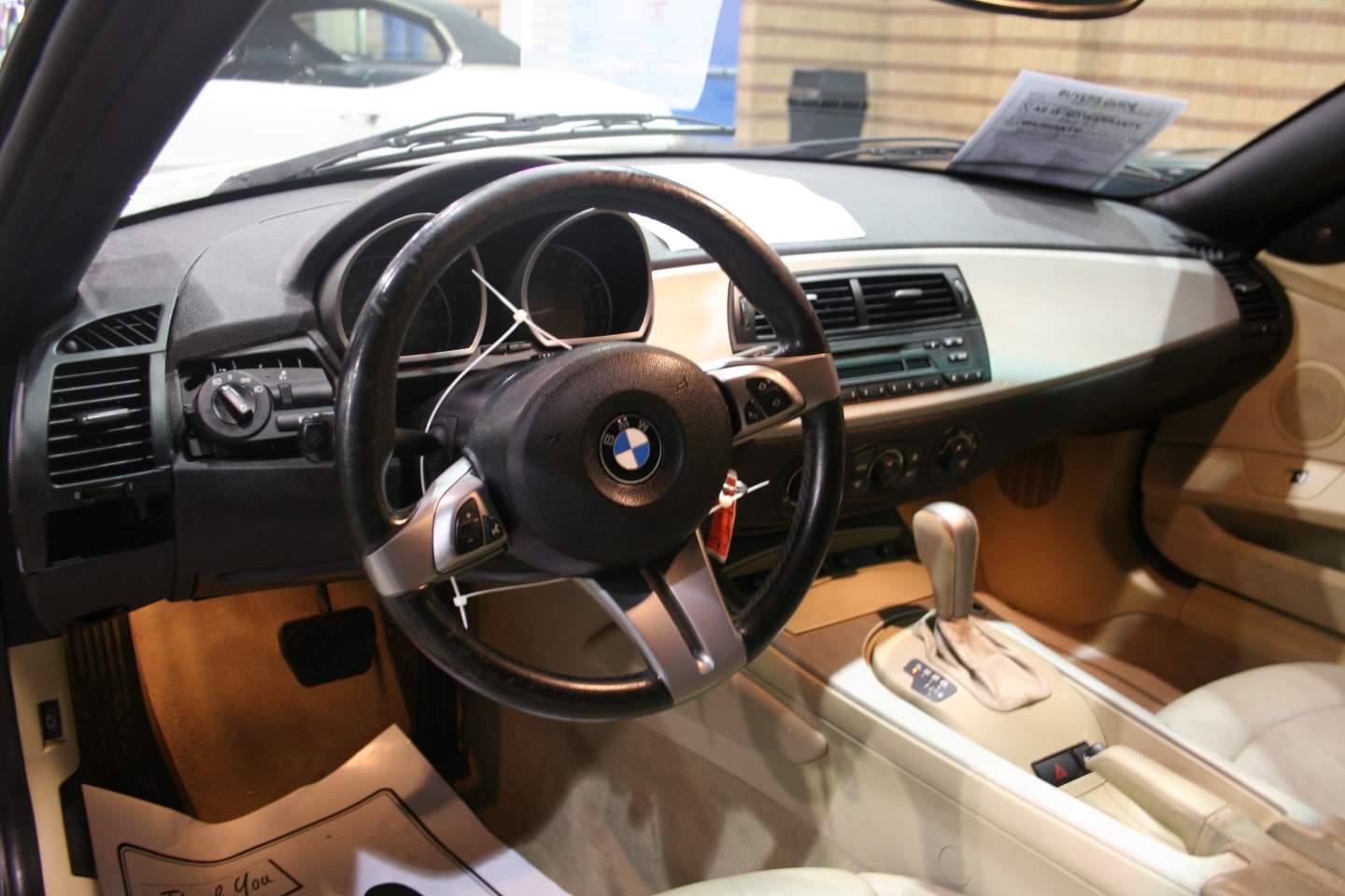 2nd Image of a 2005 BMW Z4 3.0I