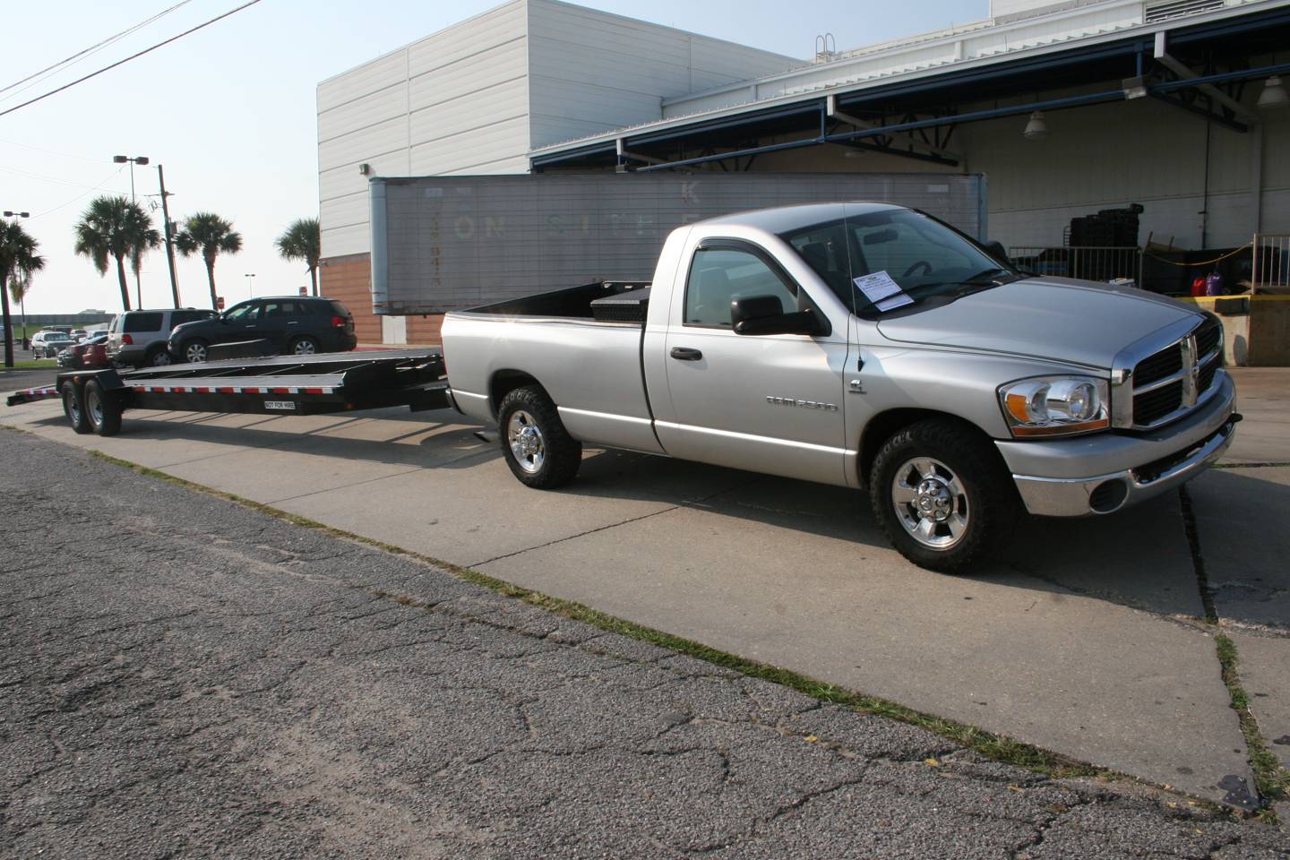 14th Image of a 2006 DODGE RAM PICKUP 2500