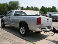 Image 7 of 15 of a 2006 DODGE RAM PICKUP 2500