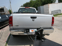 Image 8 of 15 of a 2006 DODGE RAM PICKUP 2500