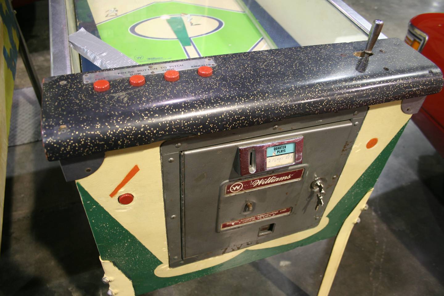 4th Image of a N/A WILLIAMS PITCH & BAT PINBALL