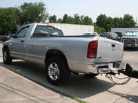 Image 6 of 14 of a 2006 DODGE RAM PICKUP 2500