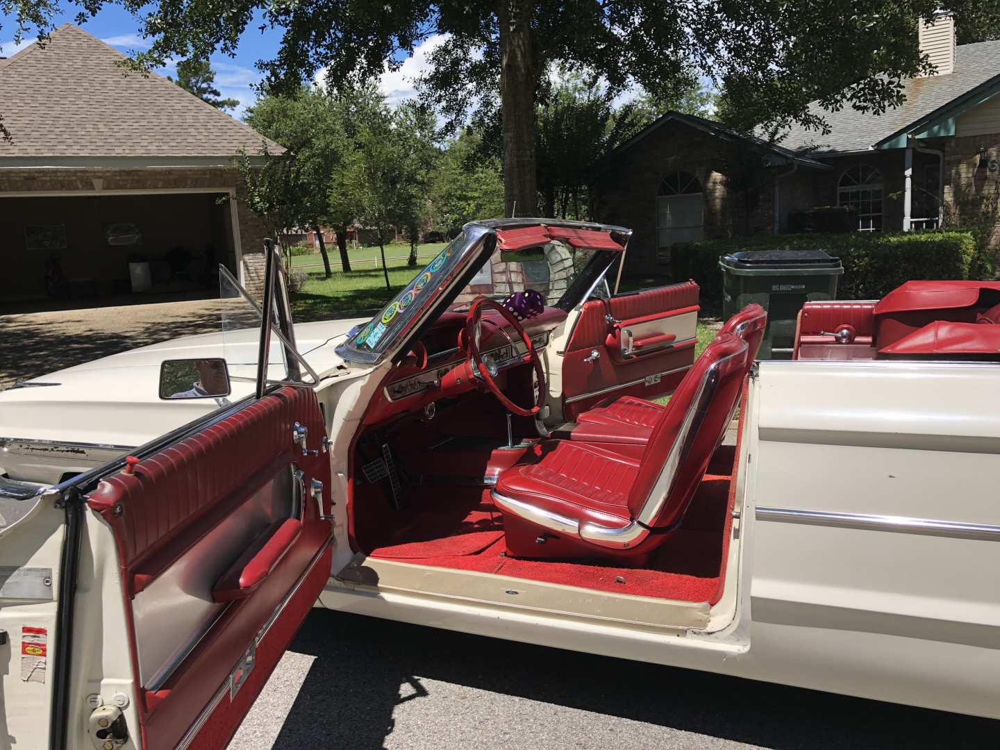 2nd Image of a 1964 FORD GALAXIE 500XL