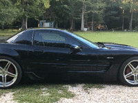 Image 7 of 10 of a 2001 CHEVROLET CORVETTE Z06