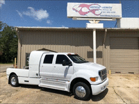 Image 2 of 4 of a 2003 FORD F650 SUPER CREWZER F SUPER DUTY