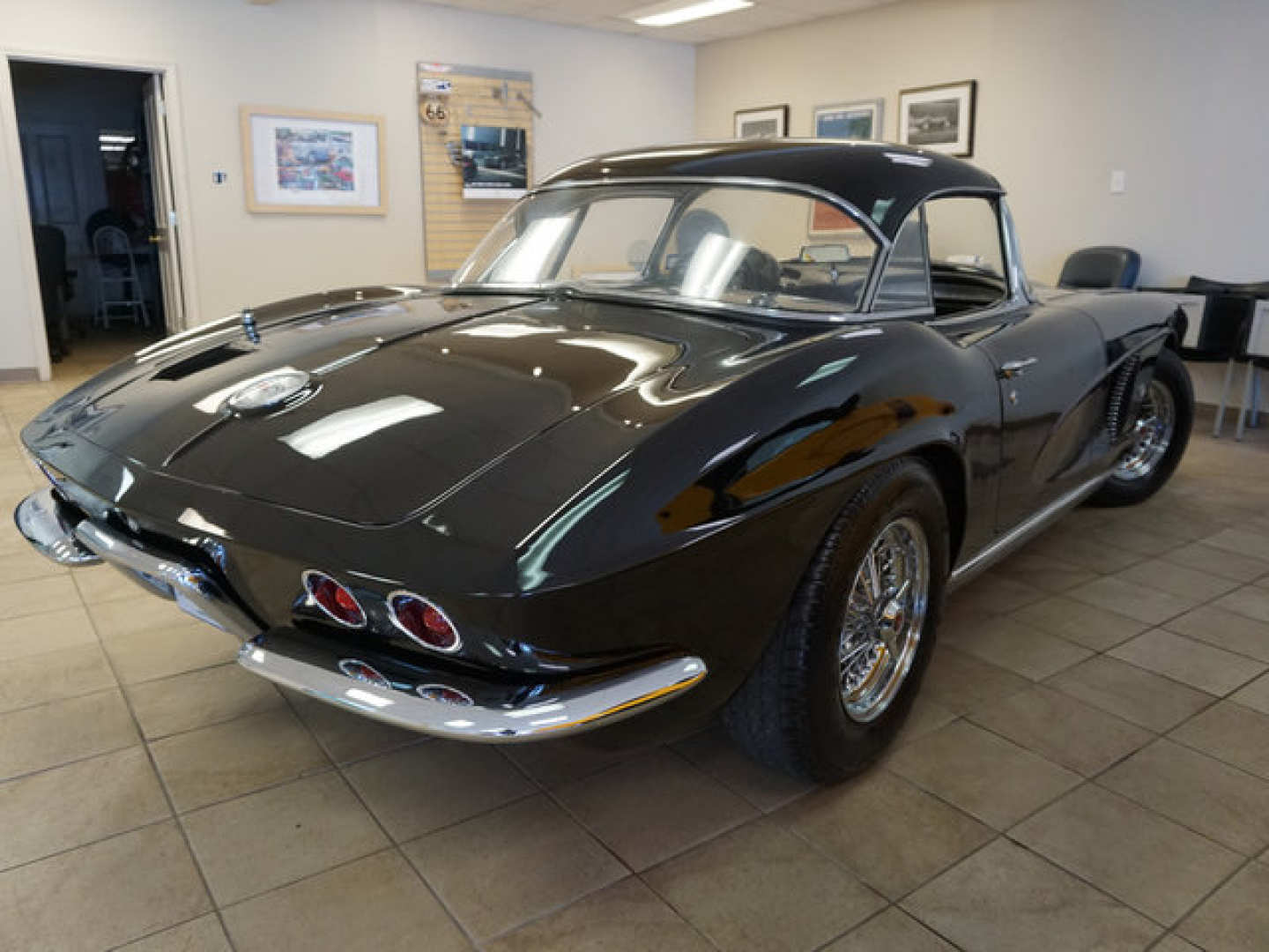 4th Image of a 1962 CHEVROLET CORVETTE