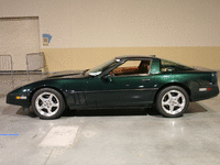 Image 3 of 9 of a 1990 CHEVROLET CORVETTE