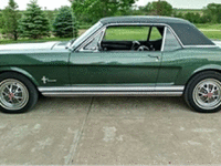 Image 2 of 7 of a 1966 FORD MUSTANG