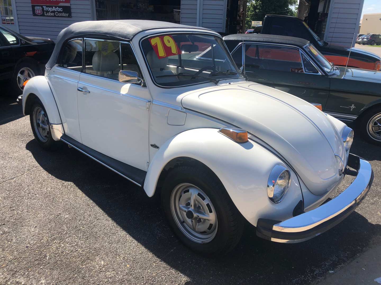 3rd Image of a 1979 VOLKSWAGEN SUPER BEETLE