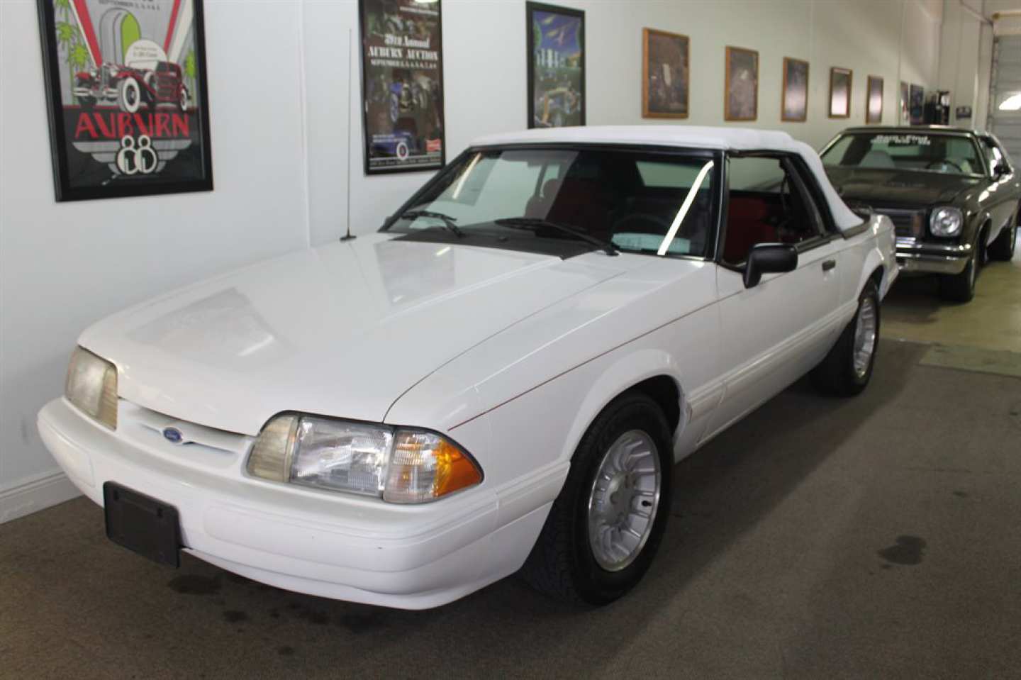 1st Image of a 1993 FORD MUSTANG LX