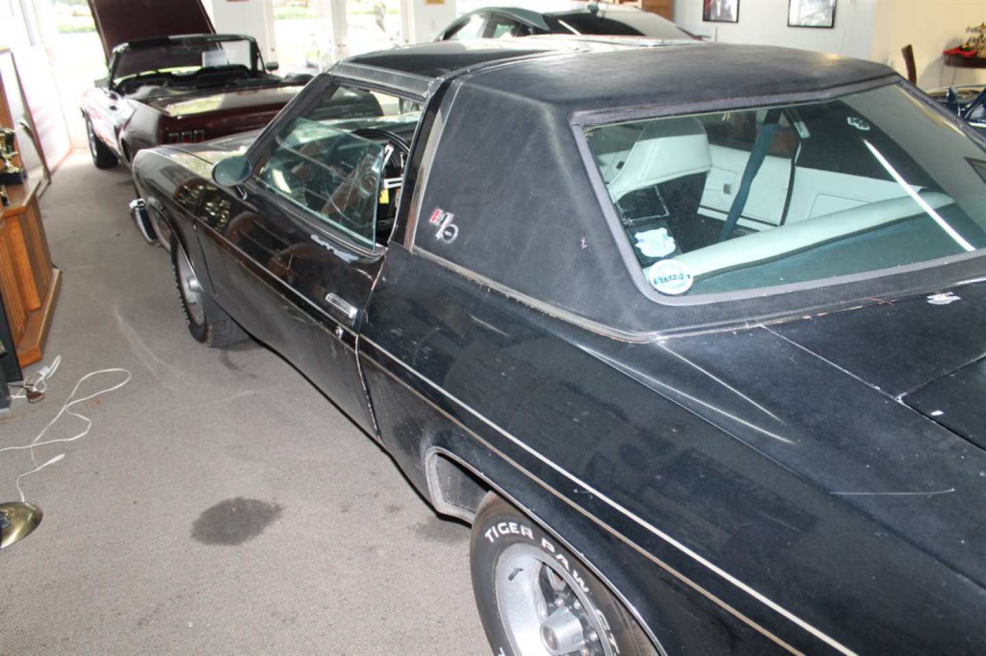 3rd Image of a 1975 OLDSMOBILE HURST  W30