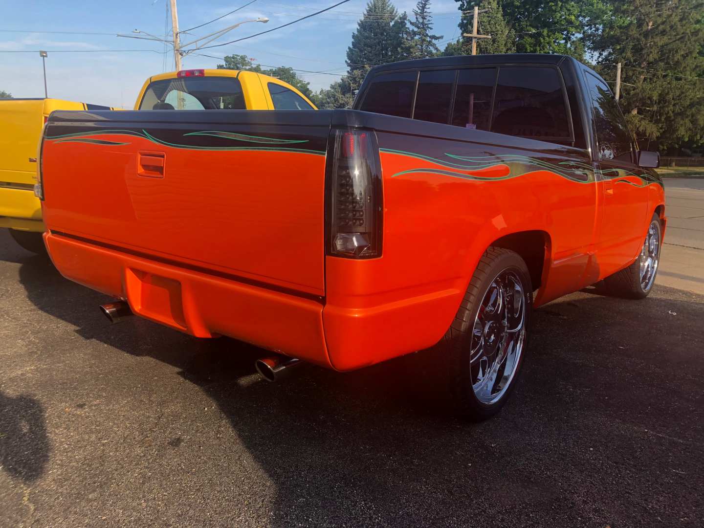 1st Image of a 1988 CHEVROLET CUSTOM