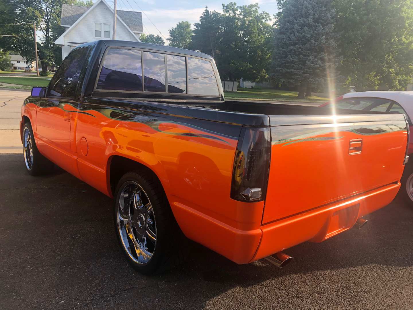 2nd Image of a 1988 CHEVROLET CUSTOM
