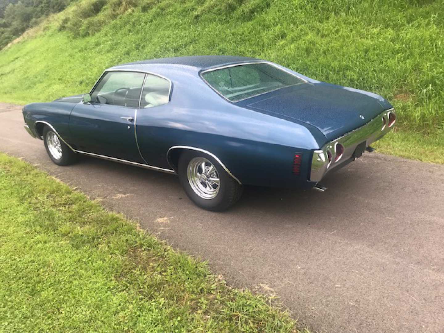 2nd Image of a 1972 CHEVROLET CHEVELLE