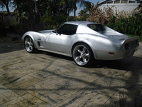 Image 3 of 8 of a 1974 CHEVROLET CORVETTE