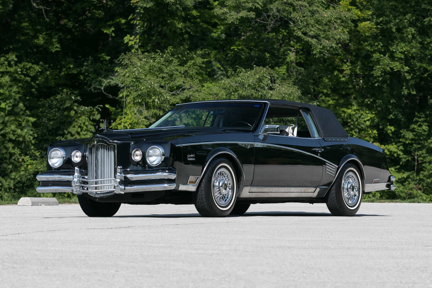 0th Image of a 1982 BUICK RIVIERA