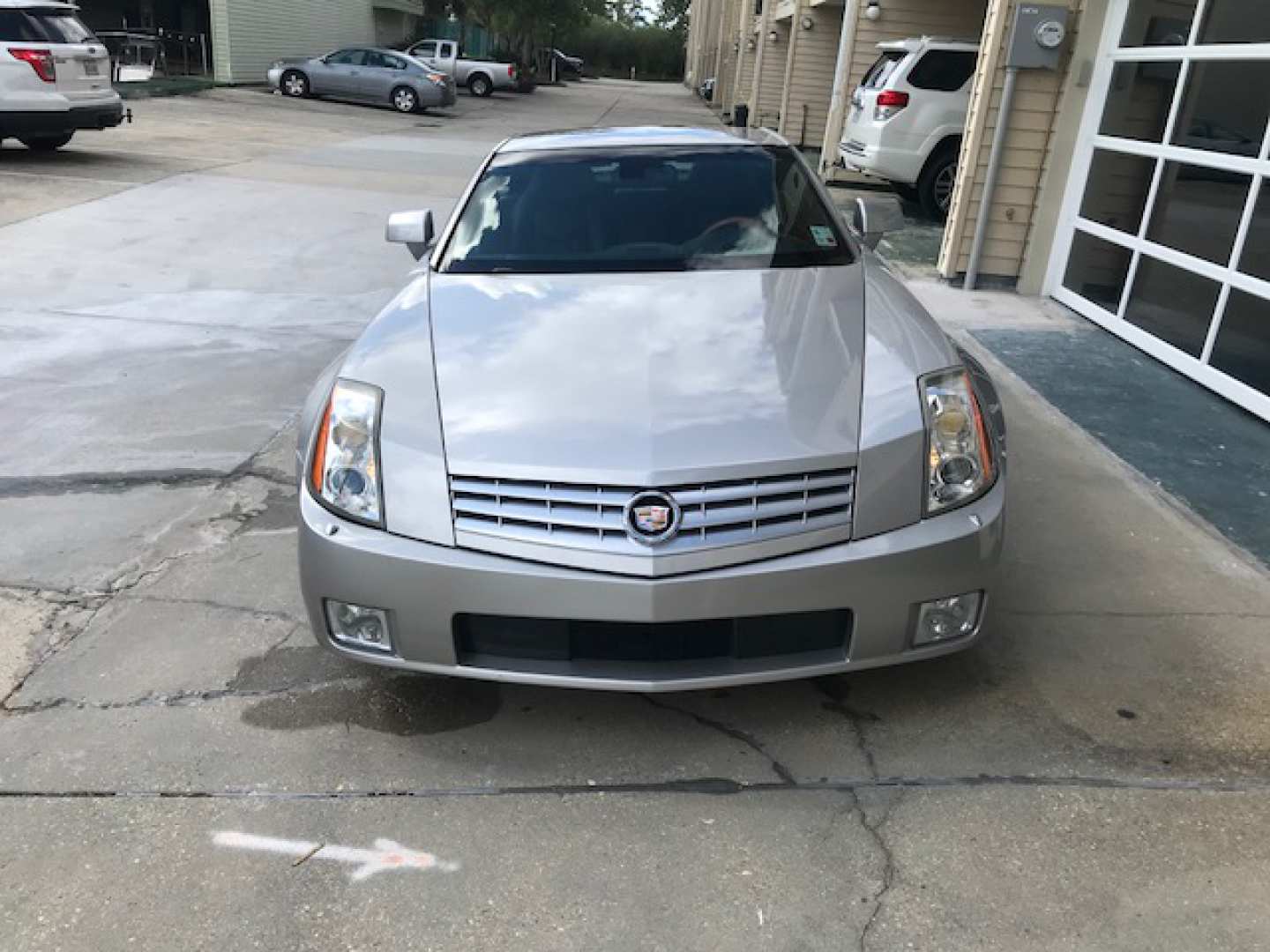 5th Image of a 2004 CADILLAC XLR ROADSTER