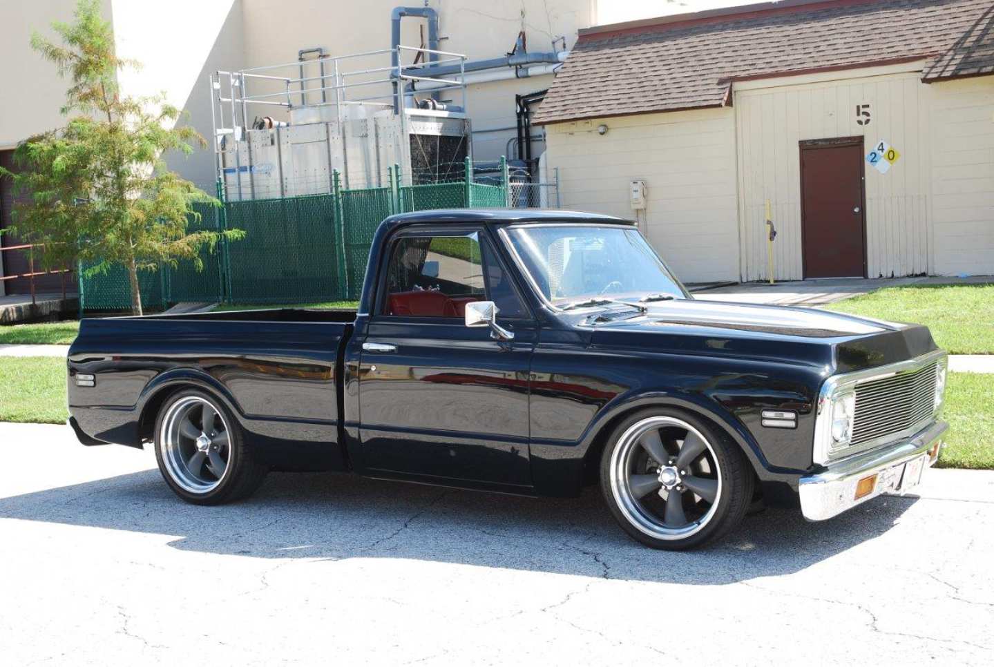 3rd Image of a 1972 CHEVROLET C10