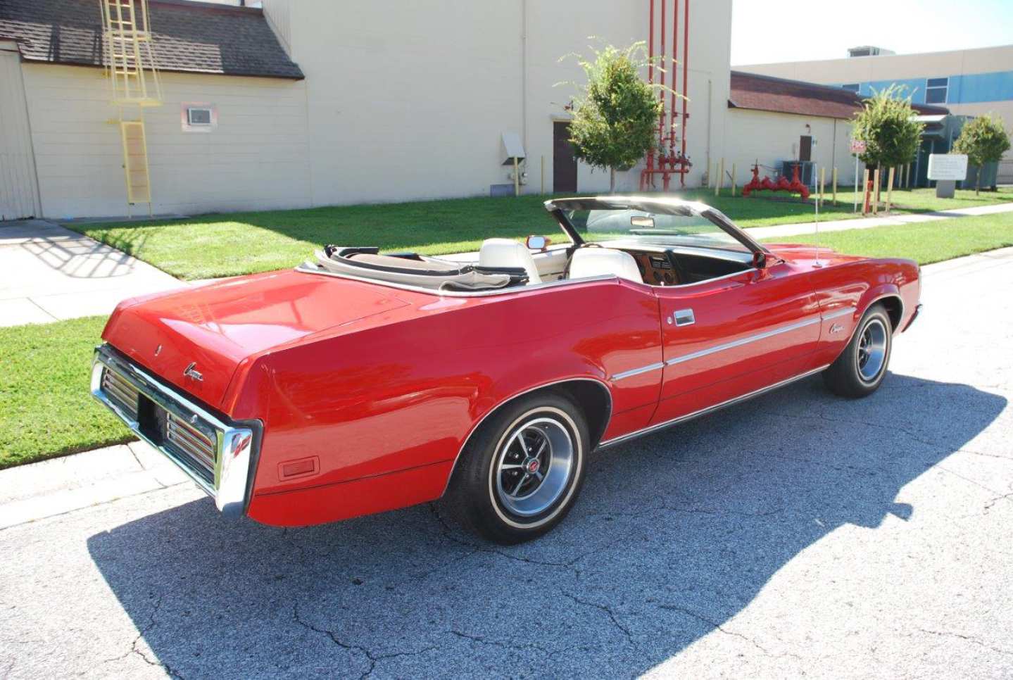 1st Image of a 1972 MERCURY COUGAR