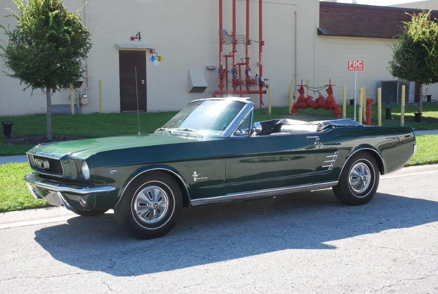 8th Image of a 1966 FORD MUSTANG