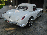 Image 3 of 12 of a 1959 CHEVROLET CORVETTE