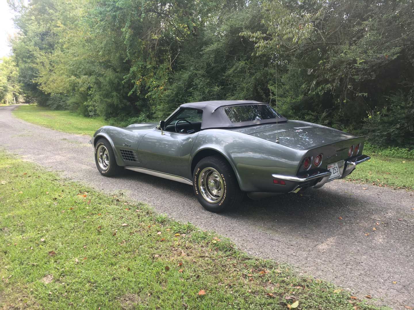 3rd Image of a 1971 CHEVROLET CORVETTE